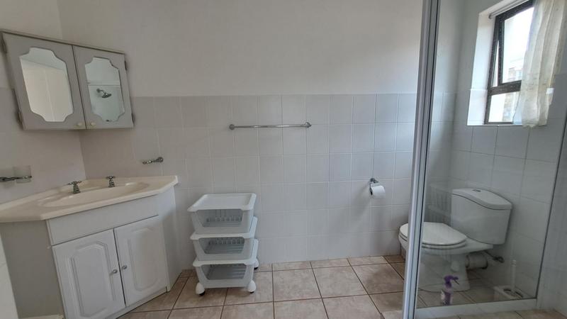 4 Bedroom Property for Sale in Jongensfontein Western Cape